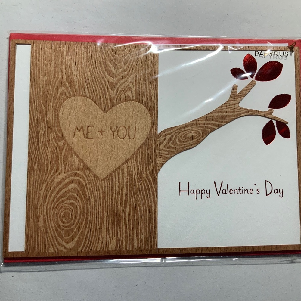 Papyrus Valentine’s Day card New in pkg carved tree
